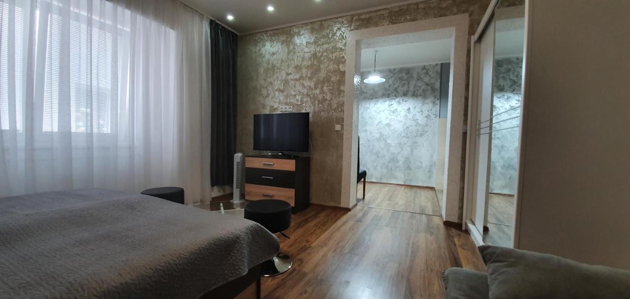 Olomouc New2 Apartment Bagian luar foto