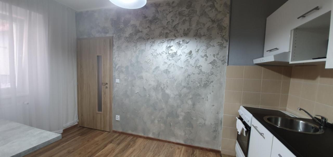 Olomouc New2 Apartment Bagian luar foto
