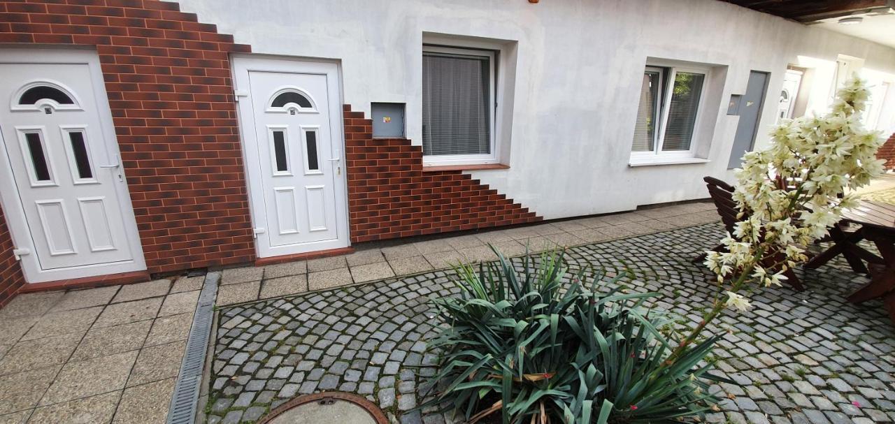 Olomouc New2 Apartment Bagian luar foto